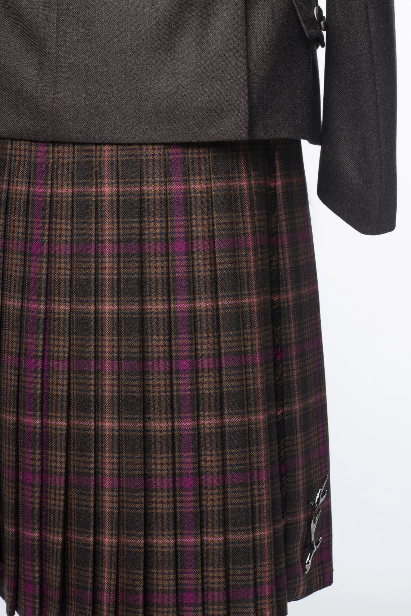 Clunie Brown Tweed Kilt Outfit