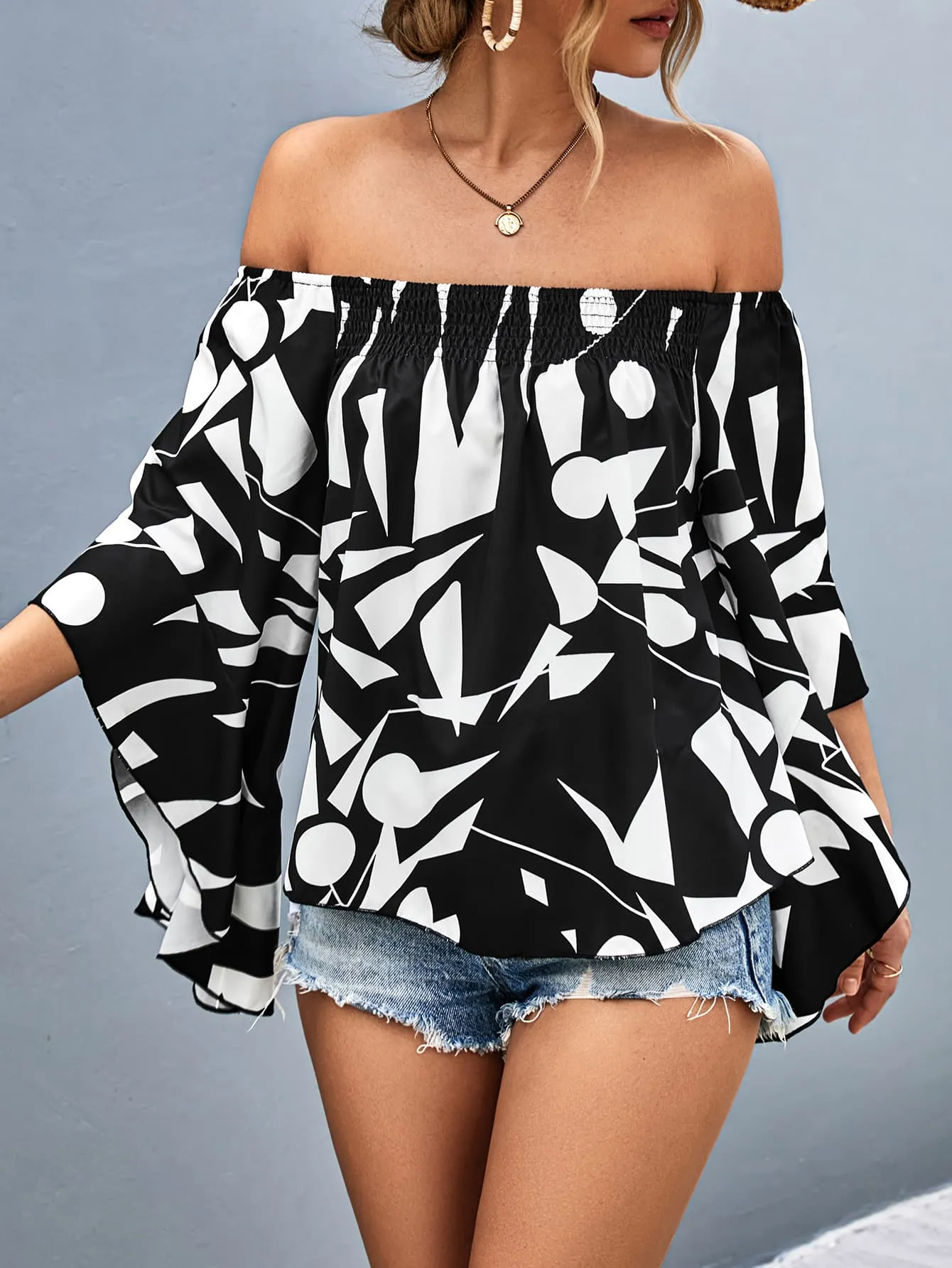 Resort Off-Shoulder Bell Sleeve Blouse