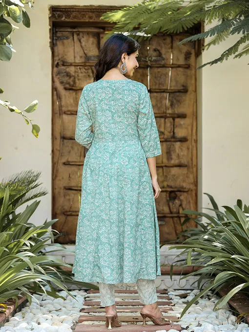 Sea Green Floral Embroidered Regular Thread Work Pure Cotton Kurta With Trousers & With Dupatta