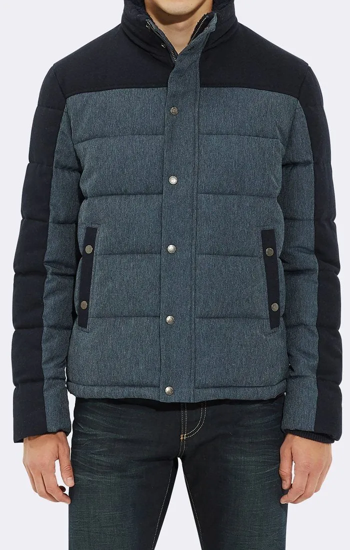 STAND UP COLLAR QUILTED JACKET